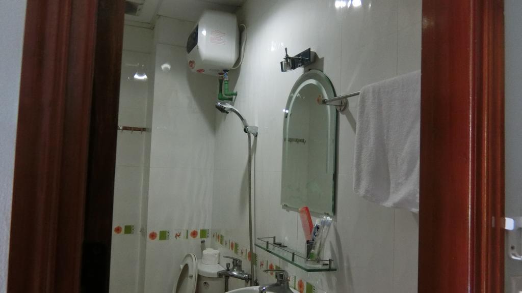 Anh Tuan Hotel Hue Bilik gambar