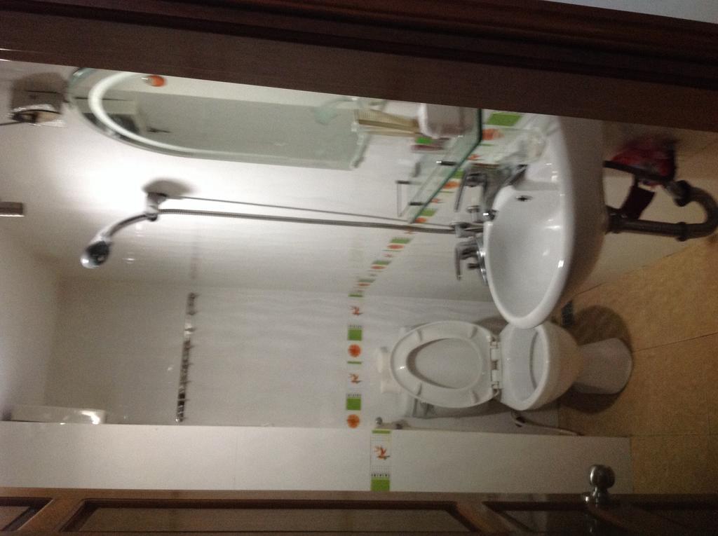 Anh Tuan Hotel Hue Bilik gambar